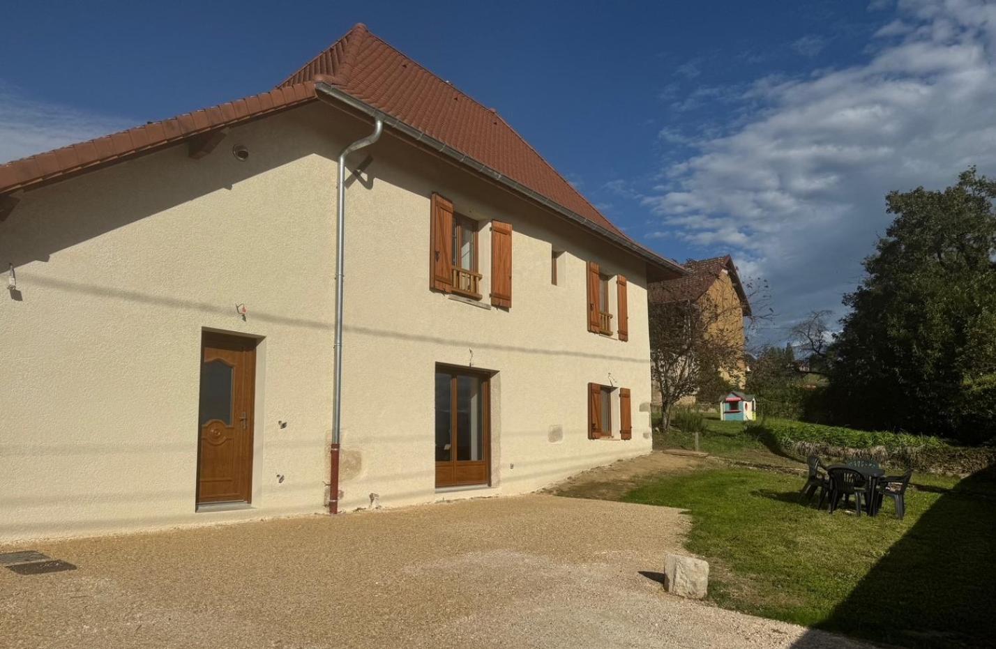 Maison Leonora Saint-Genix-sur-Guiers Εξωτερικό φωτογραφία